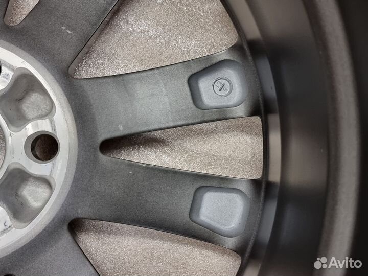 Новый ориг.диск Lexus RX F-Sport 4261A-0E070