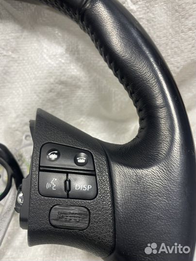 Руль lexus is250