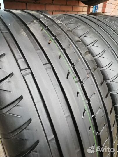 Viatti Strada Asimmetrico V-130 225/45 R17