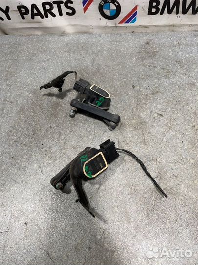 Датчик высоты дорожного просвета Bmw X5 E70 2013