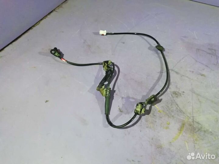 Датчик abs задний правый hyundai i40