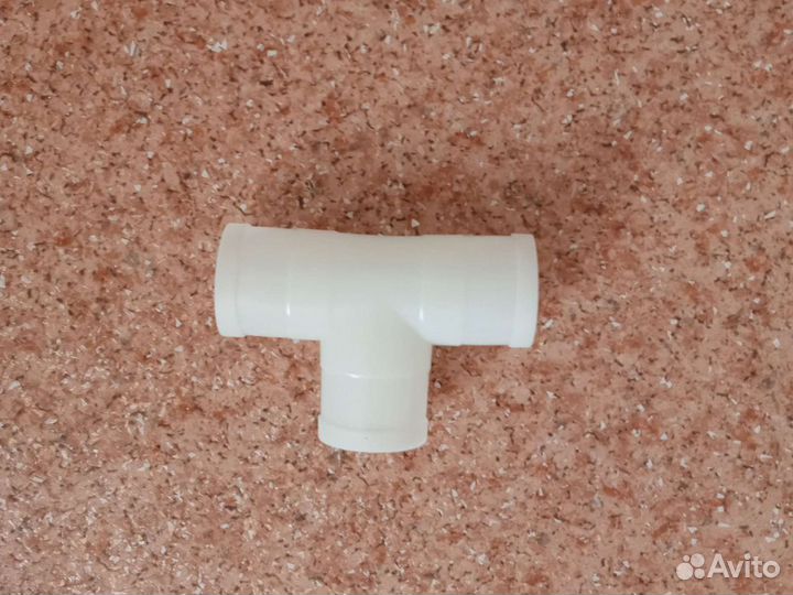 Ниппельные поилки для птиц