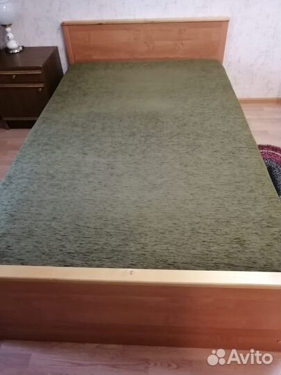Кровать с матрасом 120х200
