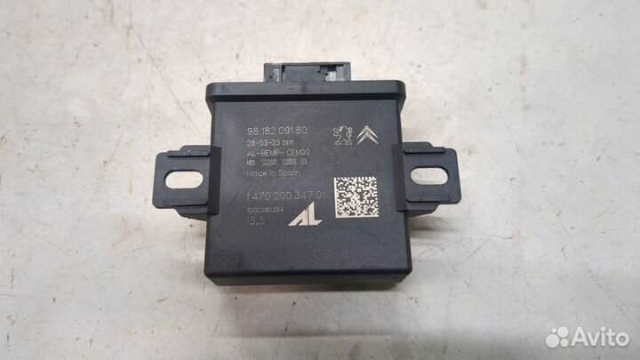 Блок управления светом Peugeot 508 2018