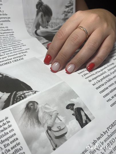 Маникюр,педикюр с покрытием гель лак