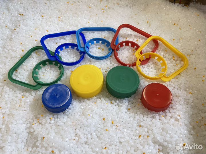 Крышки, колпачки и ручки для пэт тары (38мм 48 мм)