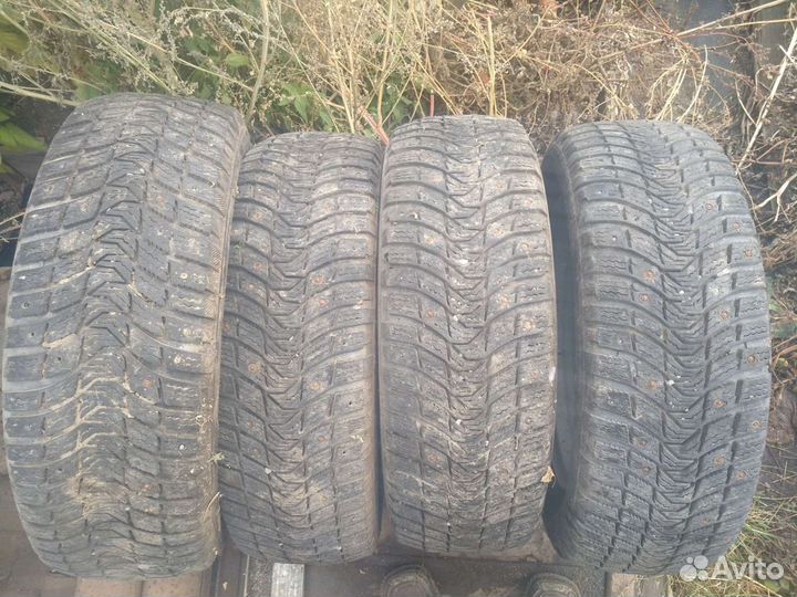 Michelin X-Ice 3 205/60 R16
