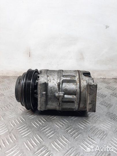 Компрессор кондиционера Volkswagen Passat седан