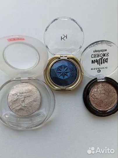 Тени Kiko Milano, Pupa, Essence