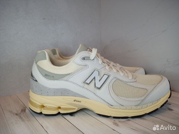 Кроссовки мужские new balance 2002r 13 us