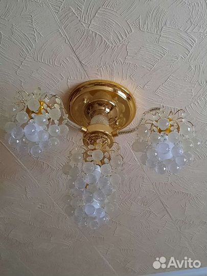 Люстра хрустальная потолочная