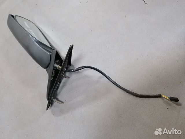Зеркало боковое Mitsubishi Mirage правое 1991