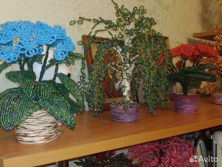 Деревья из бисера