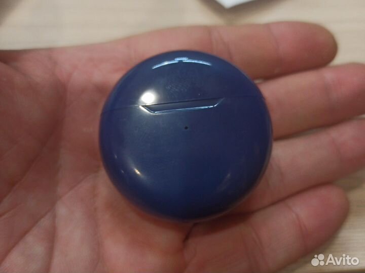 Беспроводные наушники новые