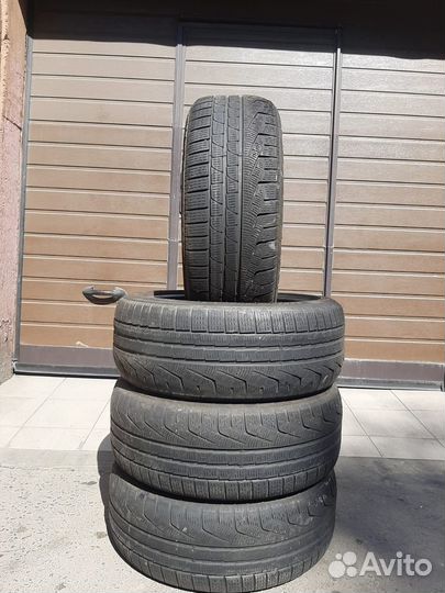 Pirelli Winter Sottozero II 225/45 R18