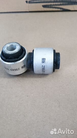 Продам к-т сайлентблоков задней подвески 30929689