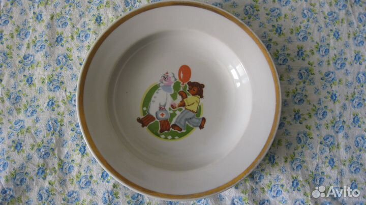 Тарелка:Маша,Айболит,Звери,приборы столовые