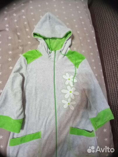 Халат махровый женский с капюшоном