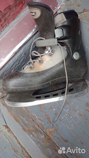 Коньки хоккейные мужские 40 р