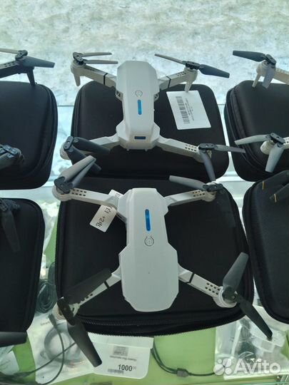 Квадрокоптер E88-525 Pro wifi FPV