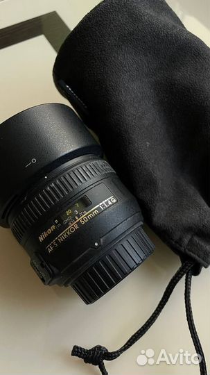 Объектив Nikon Nikkor 50mm f/1.4 G +защитный чехол