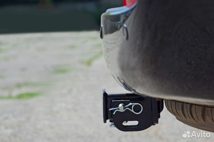 Фаркоп / съемный квадрат / lexus LX с 2016