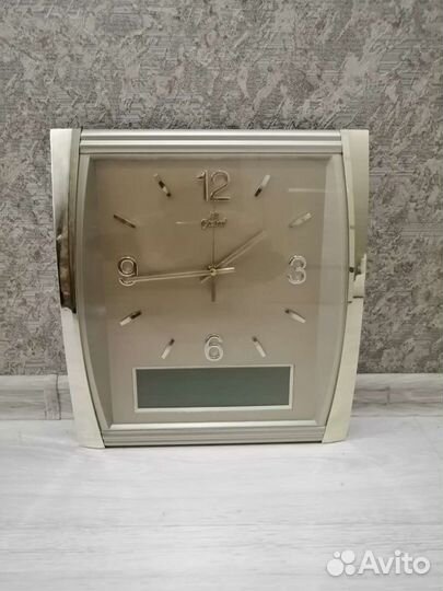 Часы настенные, разные