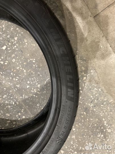 Michelin Pilot Sport 4 S 255/35 R19