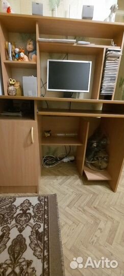 Компьютерный стол