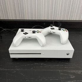 Xbox One S с дисководом 1tb