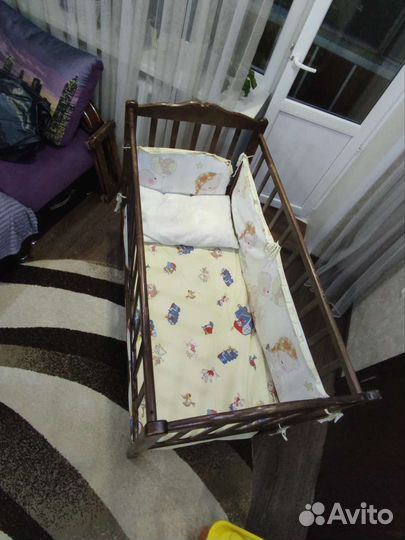 Детская кроватка