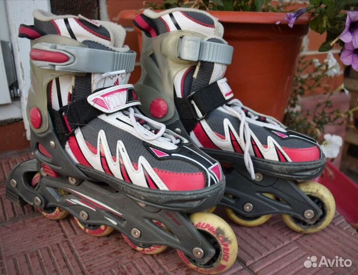Роликовые коньки Alpha Carprice + набор защиты