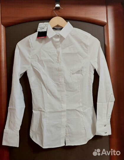 Рубашка белая новая LC waikiki