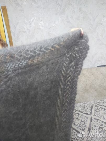 Пуховый платок шаль