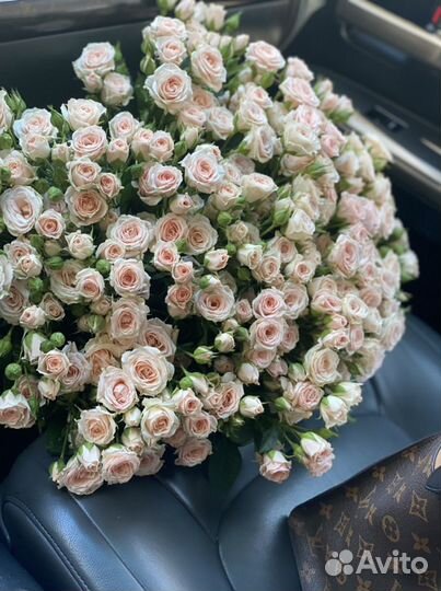 Доставка цветов и букетов