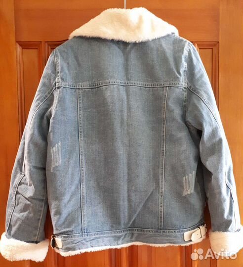 Джинсовая куртка с мехом женская 46-48