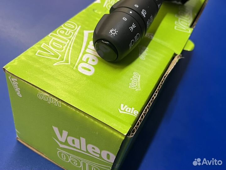 Переключатель света с птф и сигналом Duster