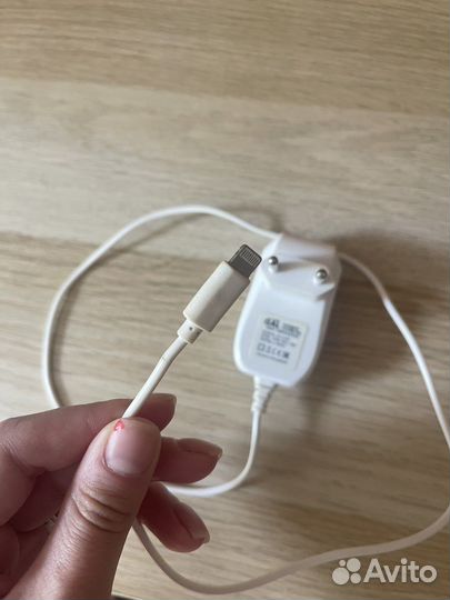 Зарядное устройство для iPhone
