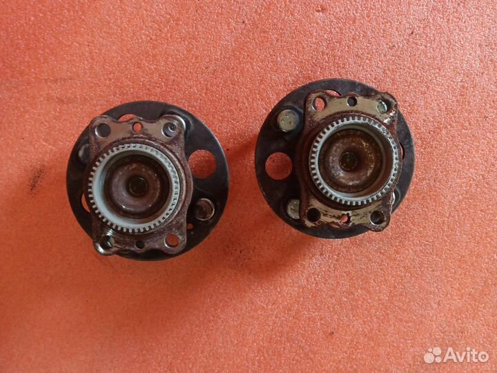 Ступицы задние Kia Rio 3