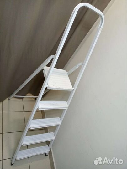 Лестница стремянка 5 ступеней