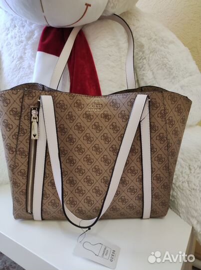 Продам новую сумку Guess