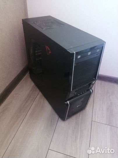 Корпус с 3 кулерами