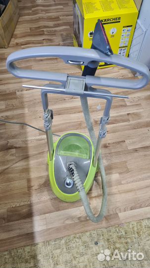 Отпариватель с плечиками на телескопе