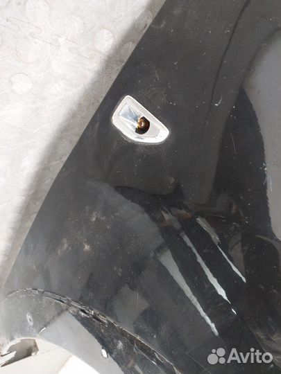 Крыло Dacia Sandero 2012, 2015