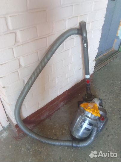 Пылесос Dyson dc 29