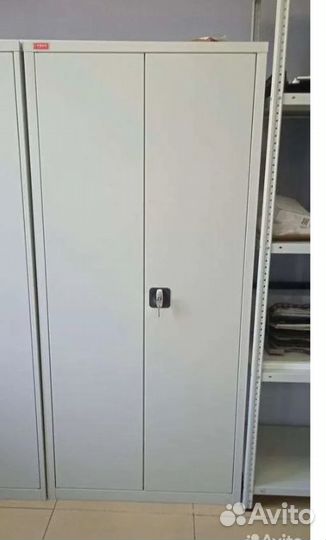 Шкаф металлический архивный с полками