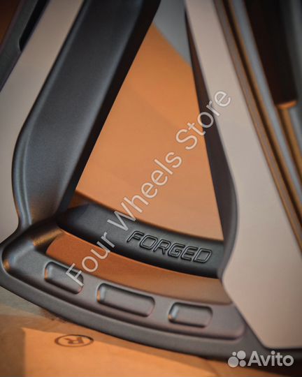 Кованые Диски на Toyota Land Cruiser 200 R21 наличие