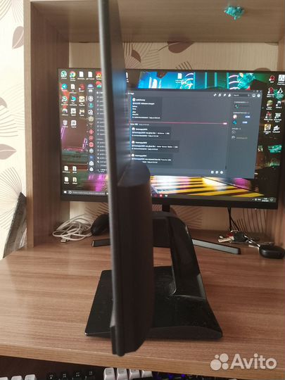 Монитор HP 22m