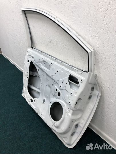 Дверь передняя левая Toyota Corolla 12