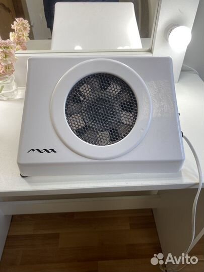 Пылесос для маникюра